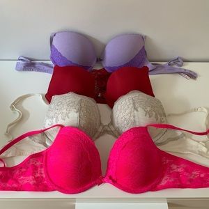 LA SENZA 32C LACE COLOR BRAS